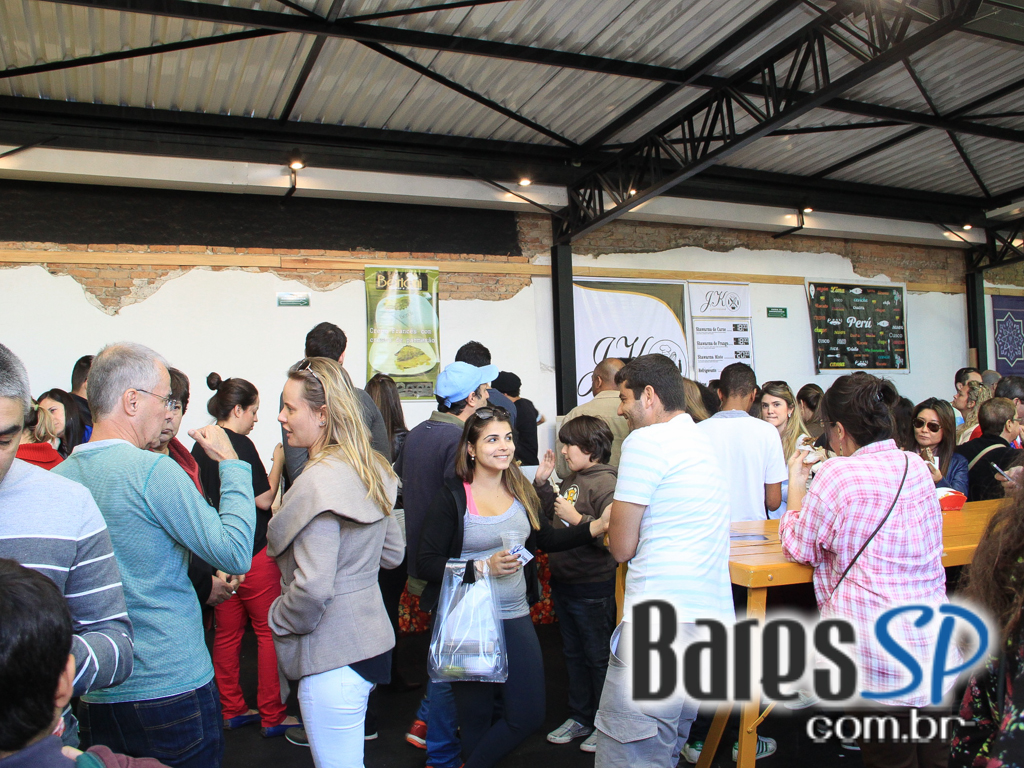 Acontece no domingo a Feira Gastronômica Panela na Rua na Praça Benedito Calixto Acontece no domingo a Feira Gastronômica Panela na Rua na Praça Benedito Calixto