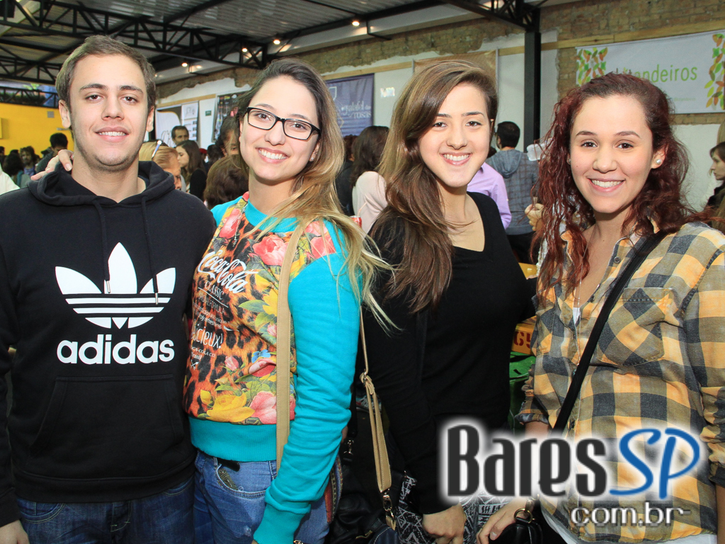 Acontece no domingo a Feira Gastronômica Panela na Rua na Praça Benedito Calixto Acontece no domingo a Feira Gastronômica Panela na Rua na Praça Benedito Calixto