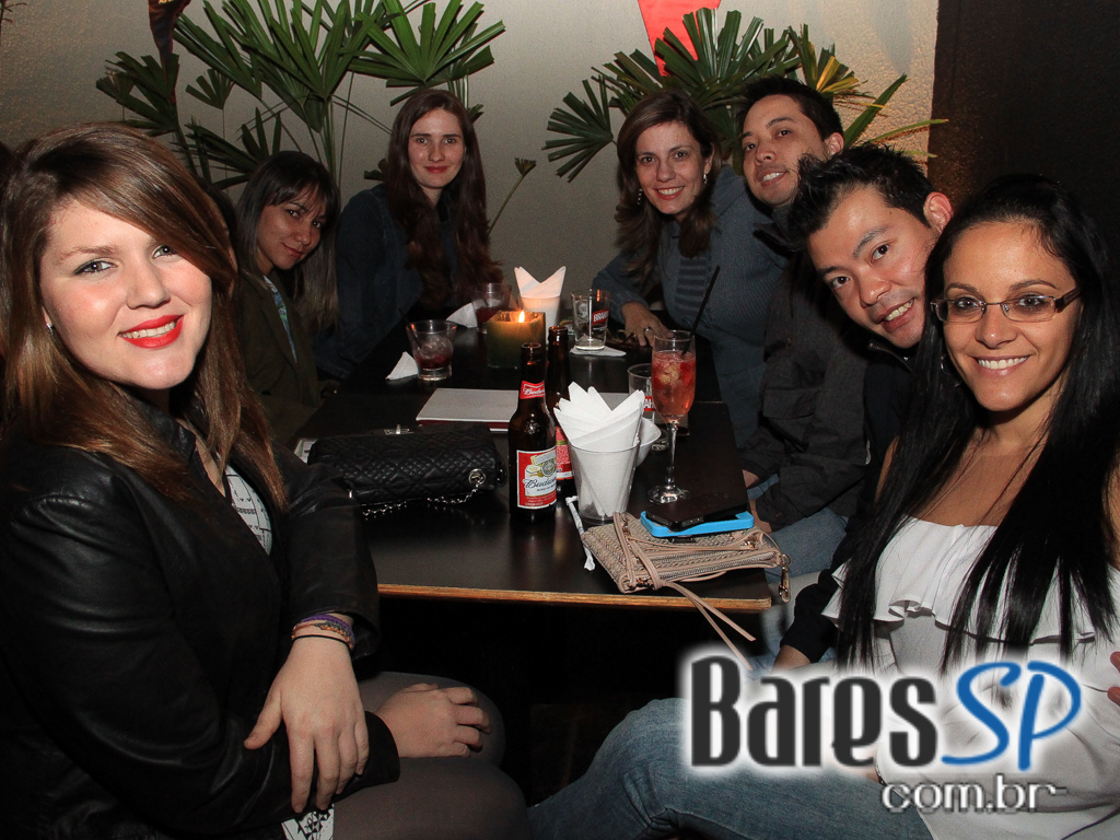 Inimigos da HP se apresentou no Blá Bar no domingo Inimigos da HP se apresentou no Blá Bar no domingo