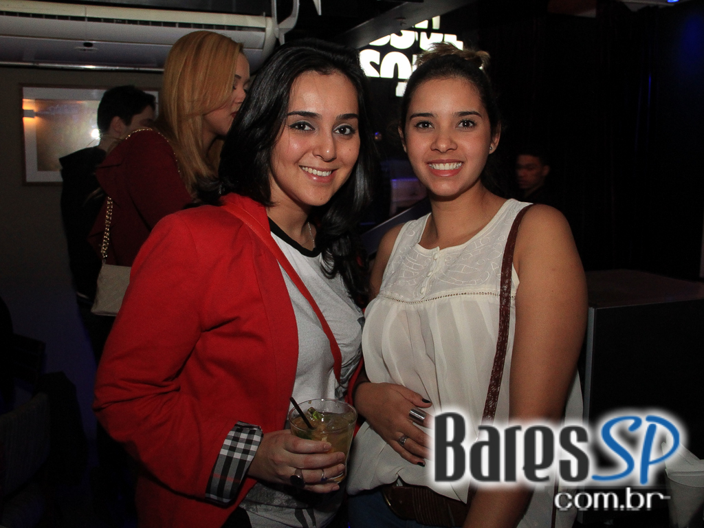 Inimigos da HP se apresentou no Blá Bar no domingo Inimigos da HP se apresentou no Blá Bar no domingo