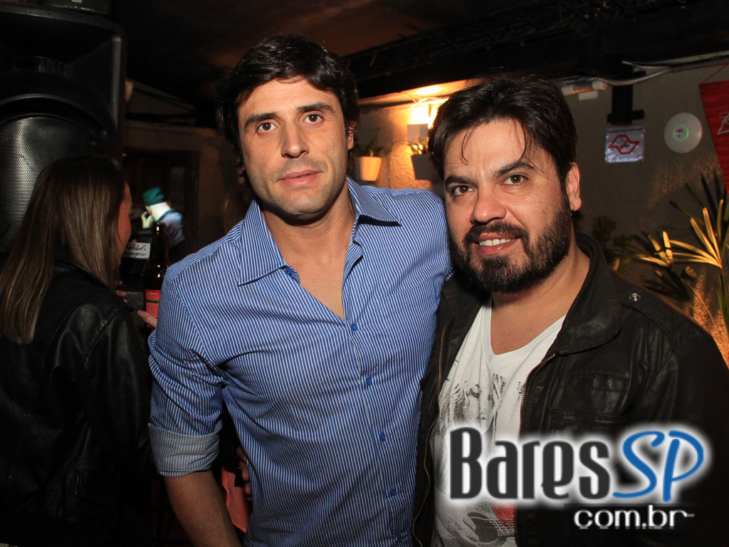 Inimigos da HP se apresentou no Blá Bar no domingo Inimigos da HP se apresentou no Blá Bar no domingo