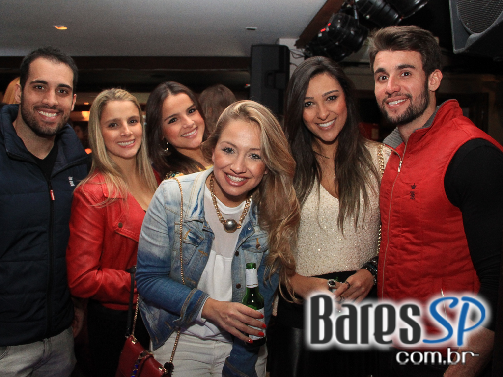 Inimigos da HP se apresentou no Blá Bar no domingo Inimigos da HP se apresentou no Blá Bar no domingo