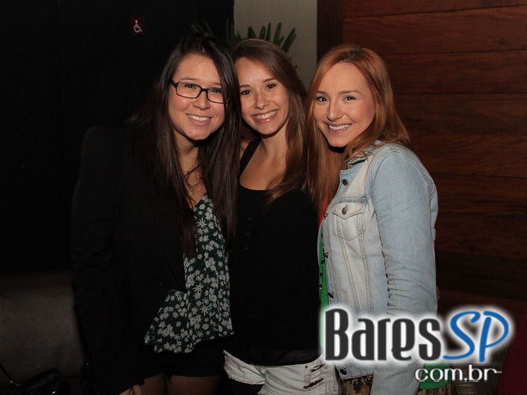 Inimigos da HP se apresentou no Blá Bar no domingo Inimigos da HP se apresentou no Blá Bar no domingo