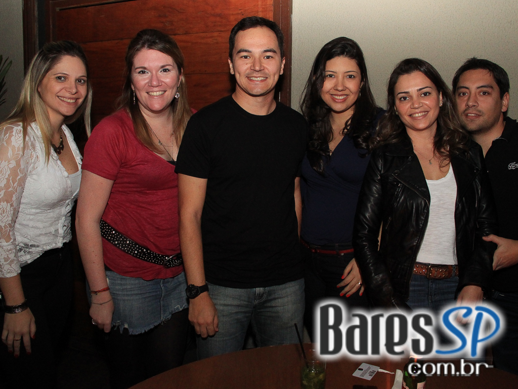 Inimigos da HP se apresentou no Blá Bar no domingo Inimigos da HP se apresentou no Blá Bar no domingo