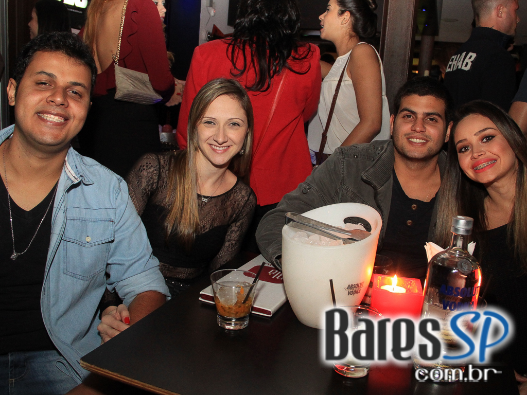 Inimigos da HP se apresentou no Blá Bar no domingo Inimigos da HP se apresentou no Blá Bar no domingo