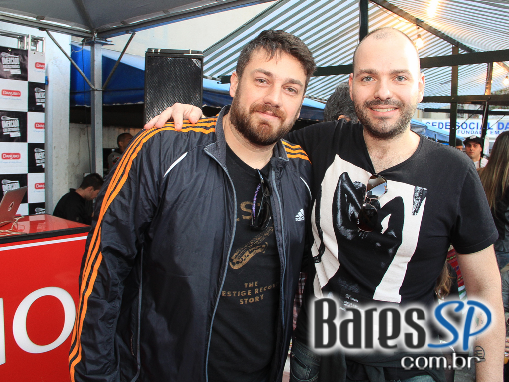 Feira O Mercado aconteceu no domingo com homenagem especial Feira O Mercado aconteceu no domingo com homenagem especial