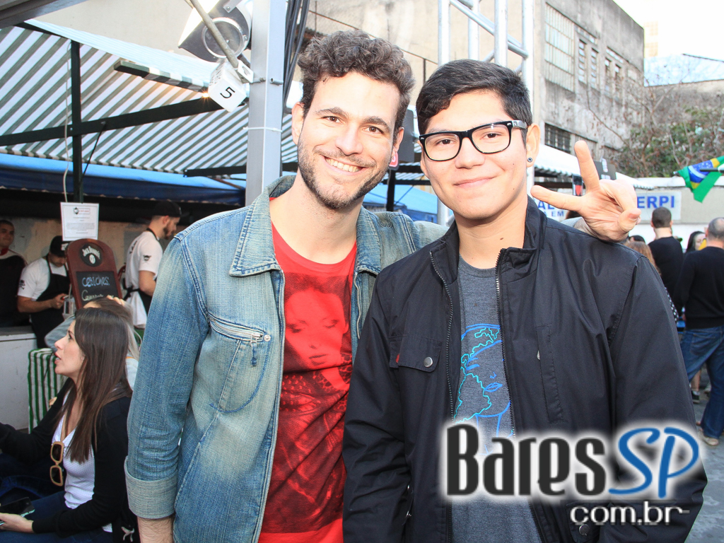 Feira O Mercado aconteceu no domingo com homenagem especial Feira O Mercado aconteceu no domingo com homenagem especial