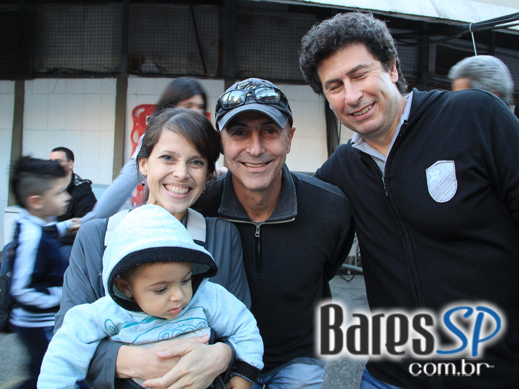 Feira O Mercado aconteceu no domingo com homenagem especial Feira O Mercado aconteceu no domingo com homenagem especial