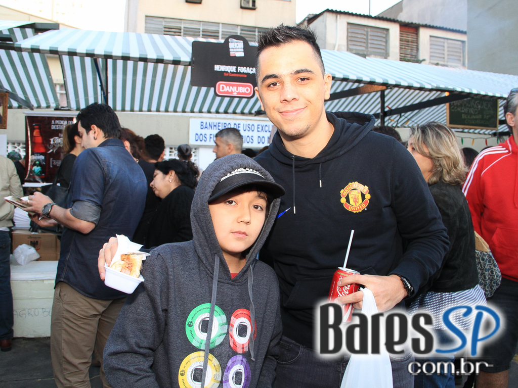 Feira O Mercado aconteceu no domingo com homenagem especial Feira O Mercado aconteceu no domingo com homenagem especial