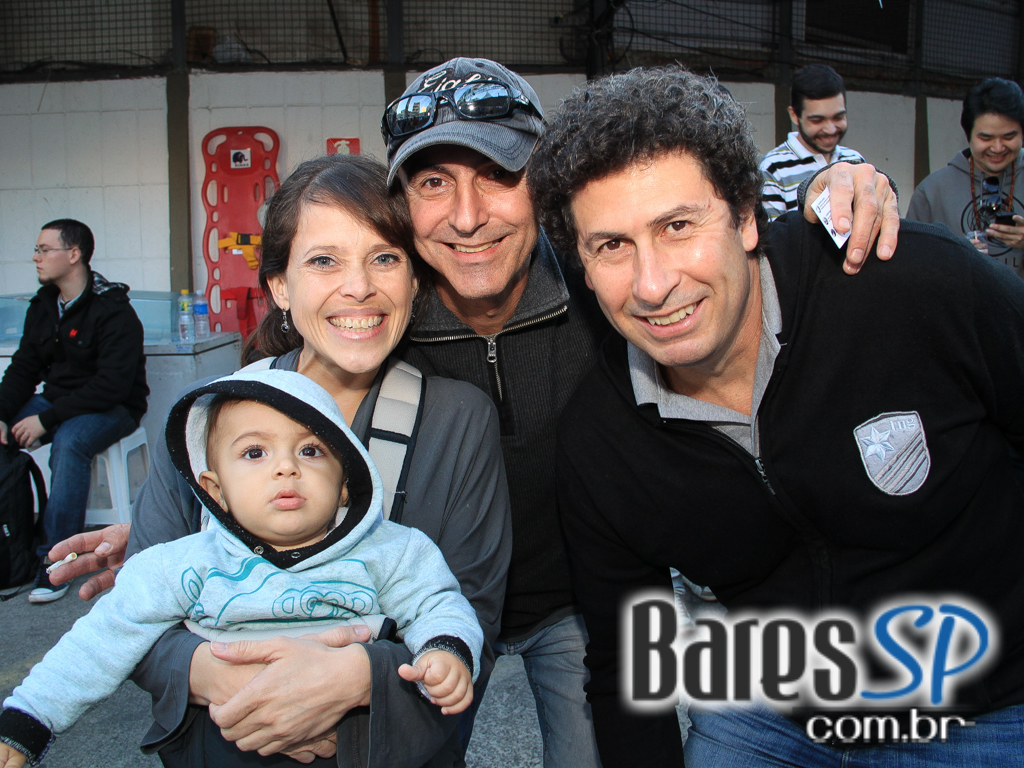 Feira O Mercado aconteceu no domingo com homenagem especial Feira O Mercado aconteceu no domingo com homenagem especial