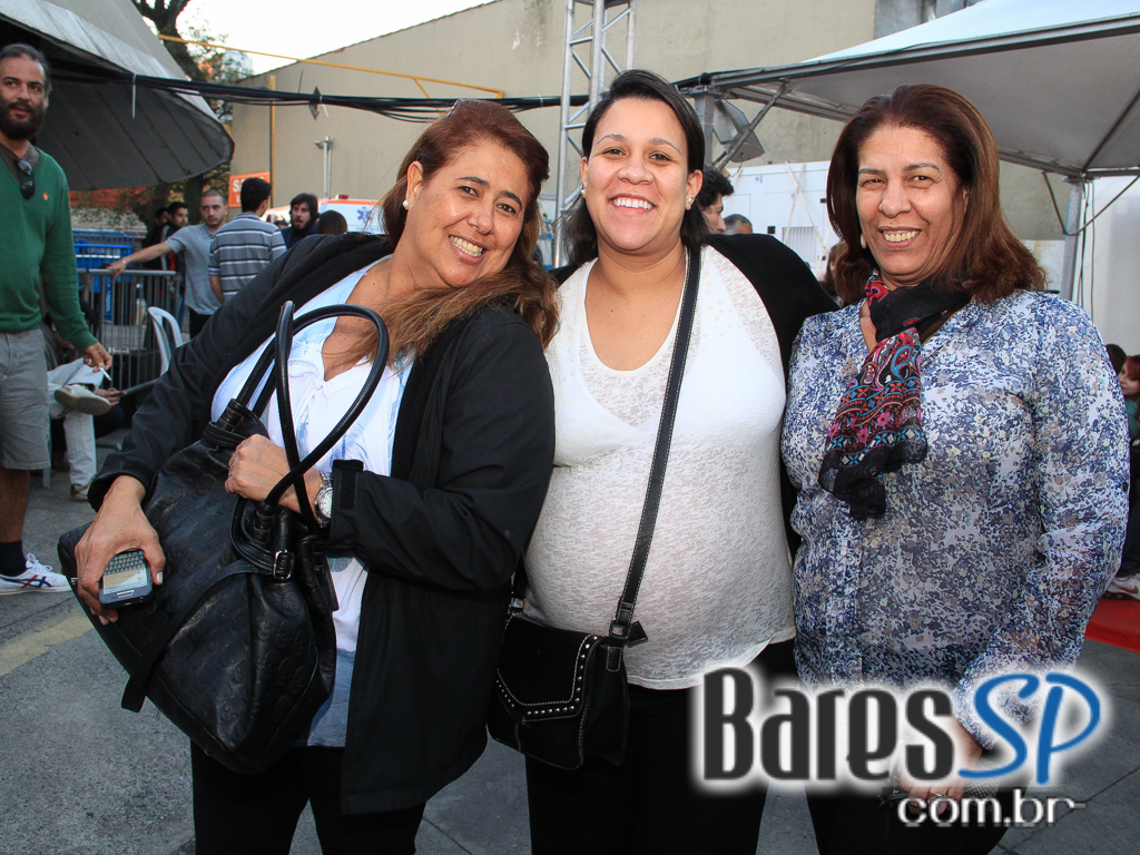 Feira O Mercado aconteceu no domingo com homenagem especial Feira O Mercado aconteceu no domingo com homenagem especial