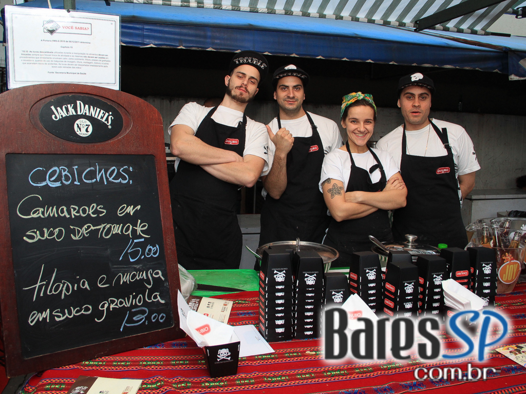 Feira O Mercado aconteceu no domingo com homenagem especial Feira O Mercado aconteceu no domingo com homenagem especial