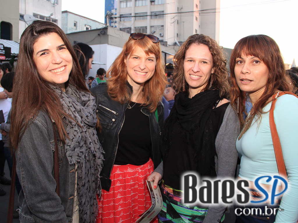 Feira O Mercado aconteceu no domingo com homenagem especial Feira O Mercado aconteceu no domingo com homenagem especial