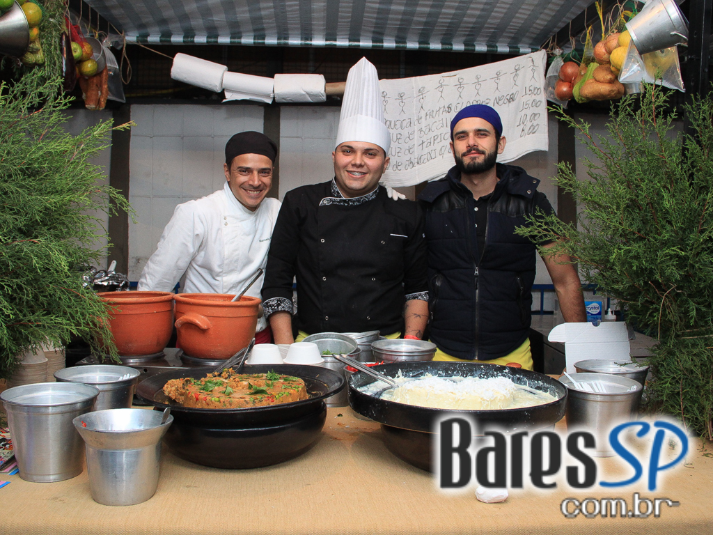 Feira O Mercado aconteceu no domingo com homenagem especial Feira O Mercado aconteceu no domingo com homenagem especial