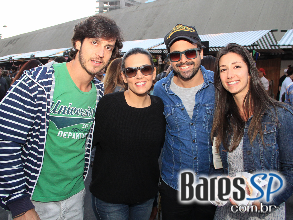 Feira O Mercado aconteceu no domingo com homenagem especial Feira O Mercado aconteceu no domingo com homenagem especial
