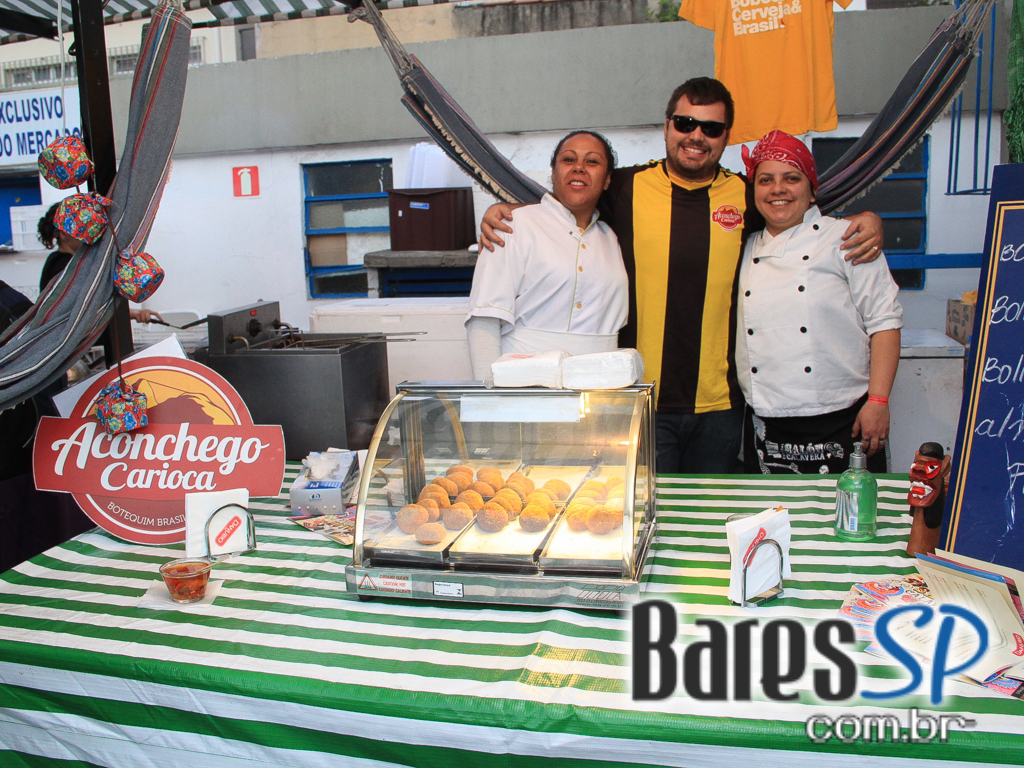 Feira O Mercado aconteceu no domingo com homenagem especial Feira O Mercado aconteceu no domingo com homenagem especial