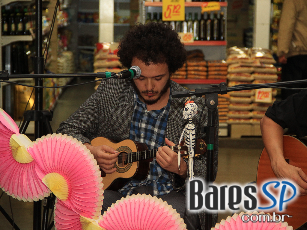 Feira O Mercado aconteceu no domingo com homenagem especial Feira O Mercado aconteceu no domingo com homenagem especial