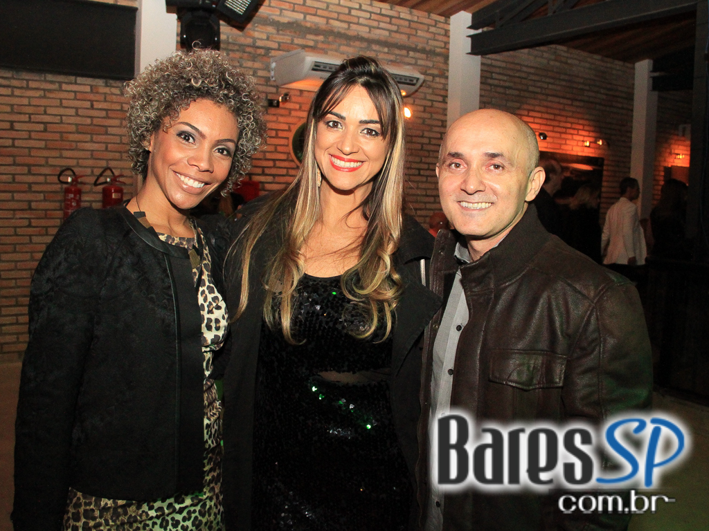 Abertura para convidados do Lapa 40 Graus com show de Diogo Nogueira e Marcelo D2 Abertura para convidados do Lapa 40 Graus com show de Diogo Nogueira e Marcelo D2