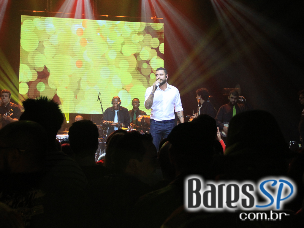 Abertura para convidados do Lapa 40 Graus com show de Diogo Nogueira e Marcelo D2 Abertura para convidados do Lapa 40 Graus com show de Diogo Nogueira e Marcelo D2