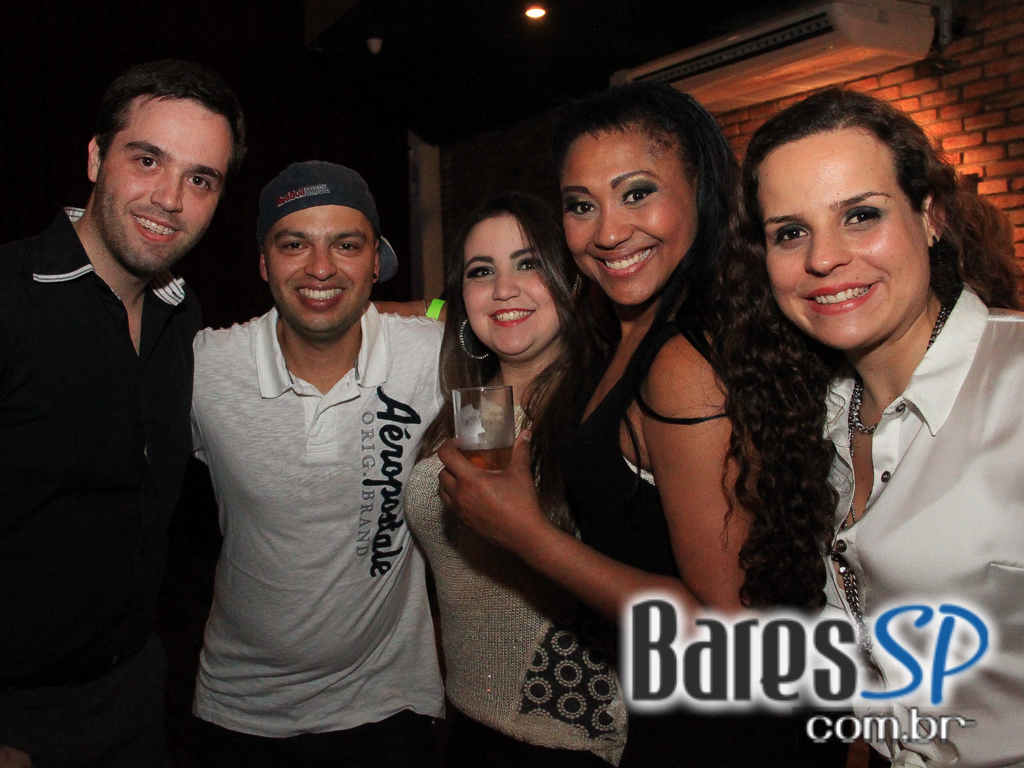 Abertura para convidados do Lapa 40 Graus com show de Diogo Nogueira e Marcelo D2 Abertura para convidados do Lapa 40 Graus com show de Diogo Nogueira e Marcelo D2