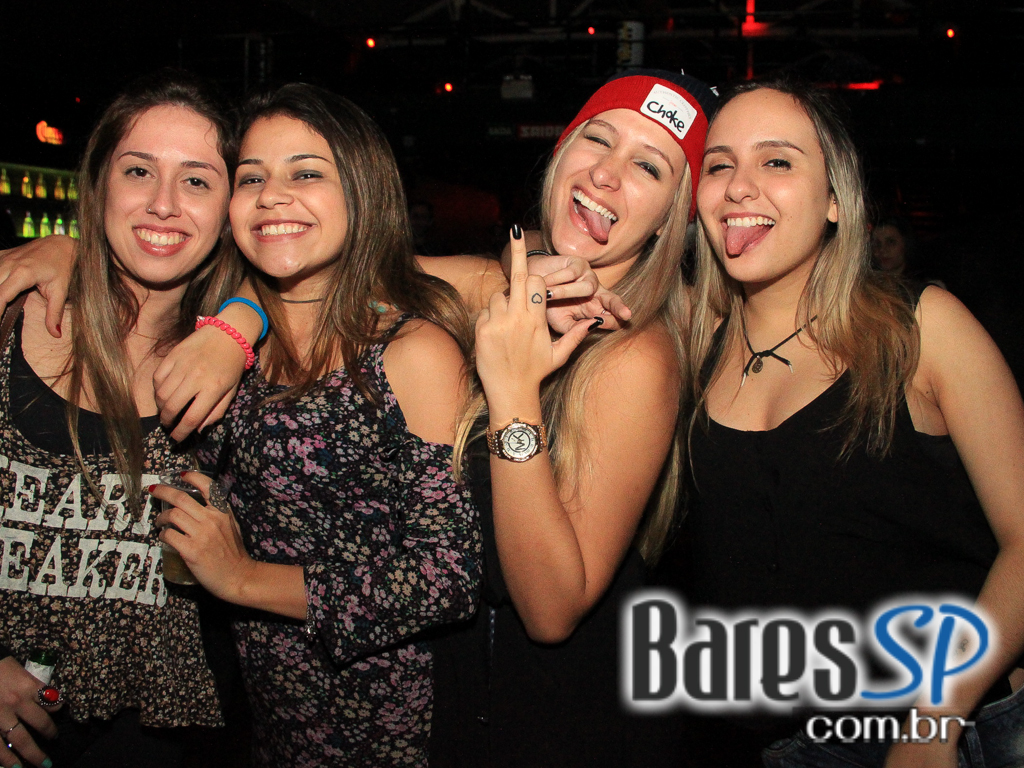 Projeto Enxame apresentou line-up especial na quinta na Clash Club Projeto Enxame apresentou line-up especial na quinta na Clash Club