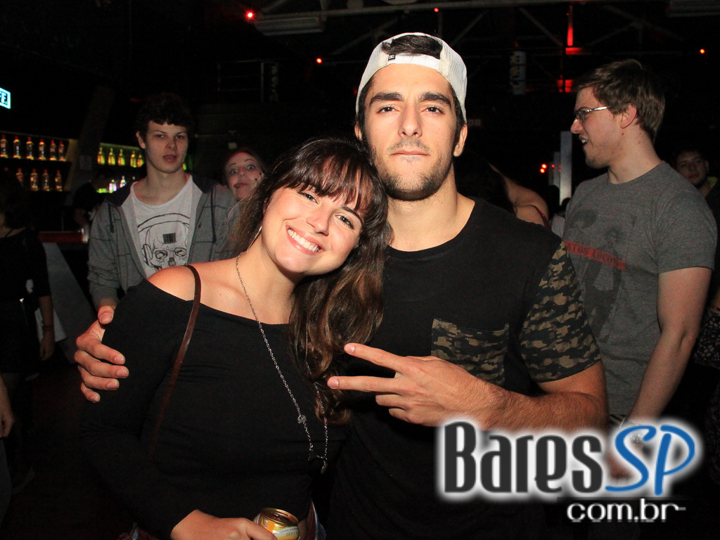 Projeto Enxame apresentou line-up especial na quinta na Clash Club Projeto Enxame apresentou line-up especial na quinta na Clash Club