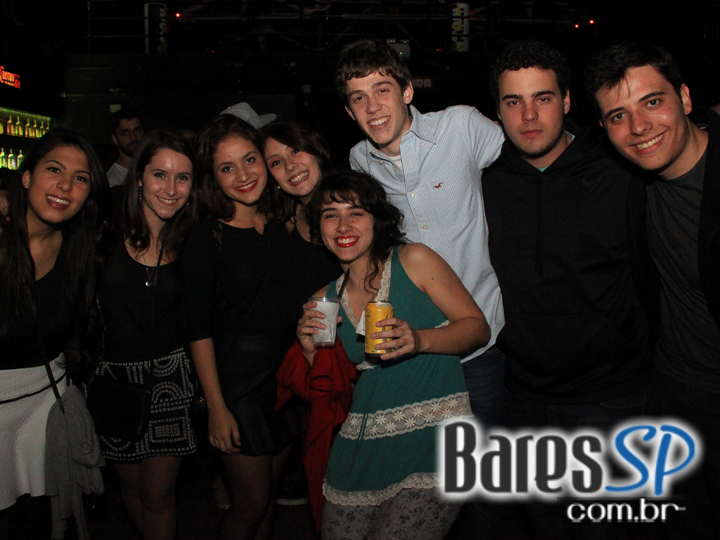 Projeto Enxame apresentou line-up especial na quinta na Clash Club Projeto Enxame apresentou line-up especial na quinta na Clash Club