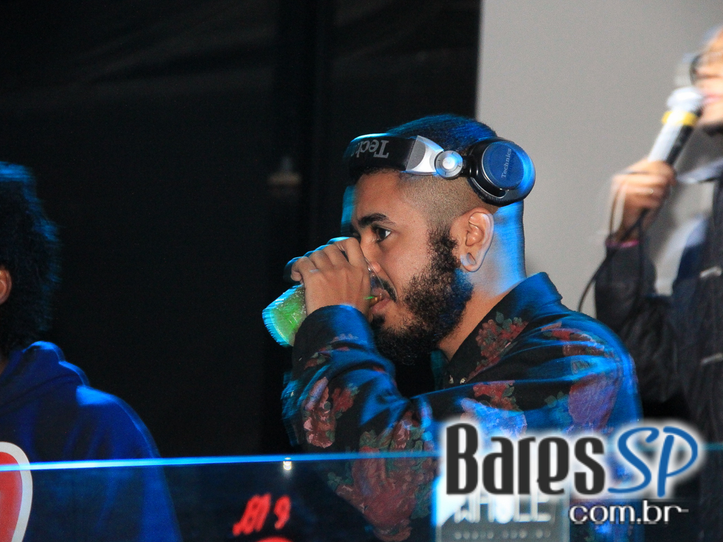 Projeto Enxame apresentou line-up especial na quinta na Clash Club Projeto Enxame apresentou line-up especial na quinta na Clash Club