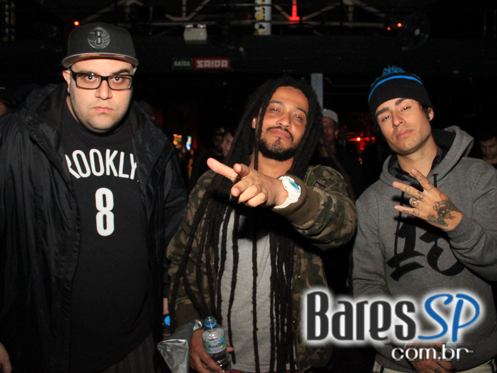 Projeto Enxame apresentou line-up especial na quinta na Clash Club Projeto Enxame apresentou line-up especial na quinta na Clash Club