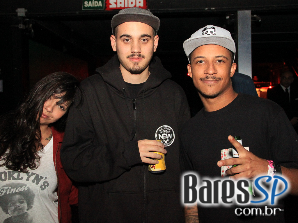 Projeto Enxame apresentou line-up especial na quinta na Clash Club Projeto Enxame apresentou line-up especial na quinta na Clash Club