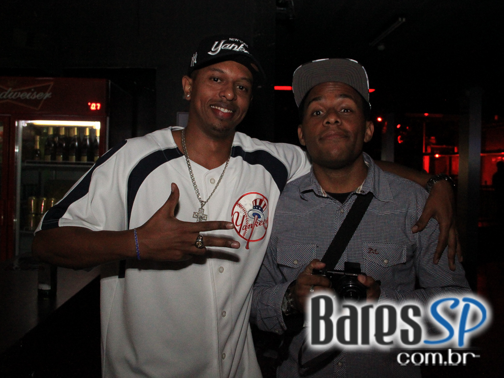 Projeto Enxame apresentou line-up especial na quinta na Clash Club Projeto Enxame apresentou line-up especial na quinta na Clash Club