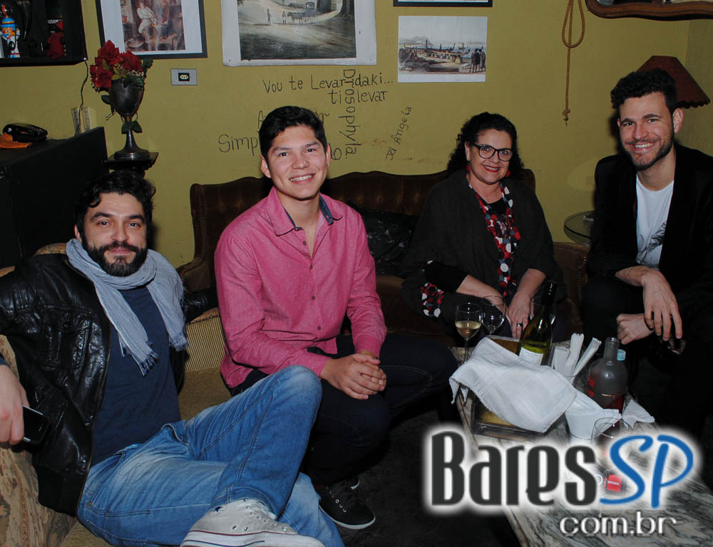 Drosophyla Bar se despediu no sábado com noite dançante Drosophyla Bar se despediu no sábado com noite dançante