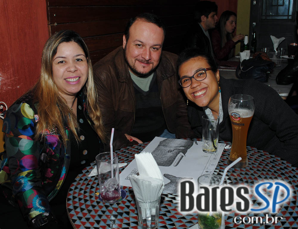 Drosophyla Bar se despediu no sábado com noite dançante Drosophyla Bar se despediu no sábado com noite dançante