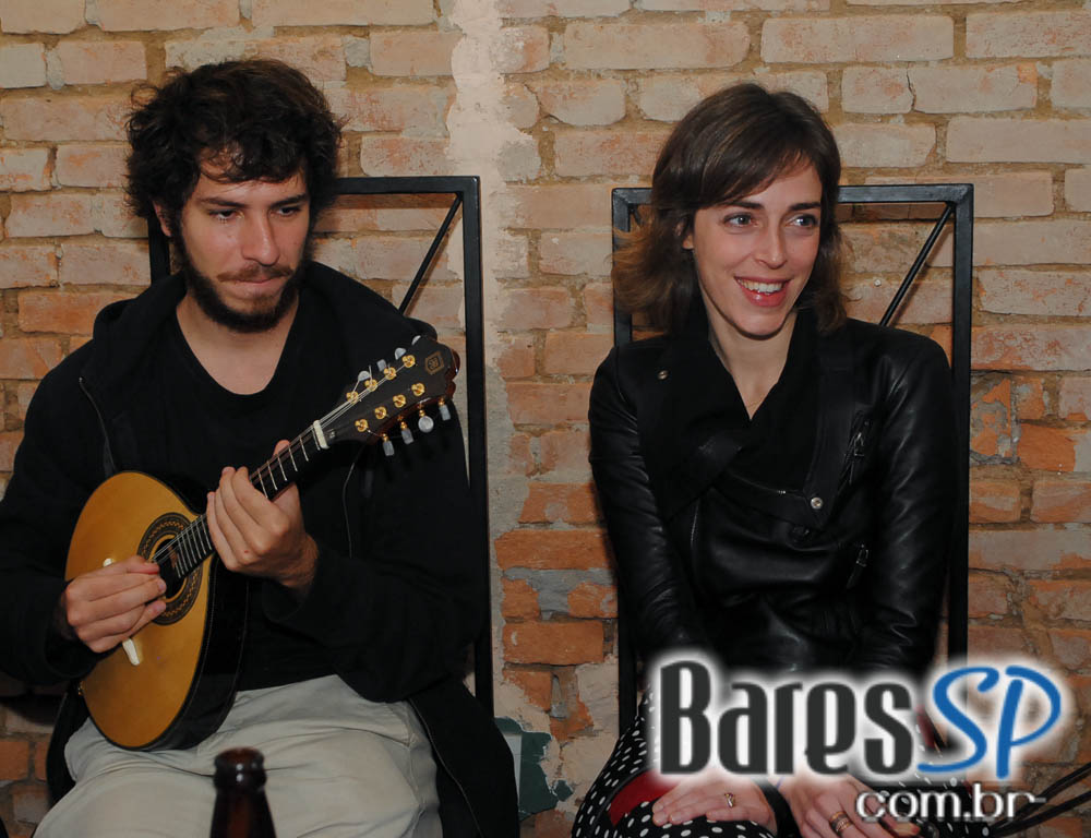 Umbabarauma Bar recebeu no domingo Brasilianos e os Bartolomeus Umbabarauma Bar recebeu no domingo Brasilianos e os Bartolomeus