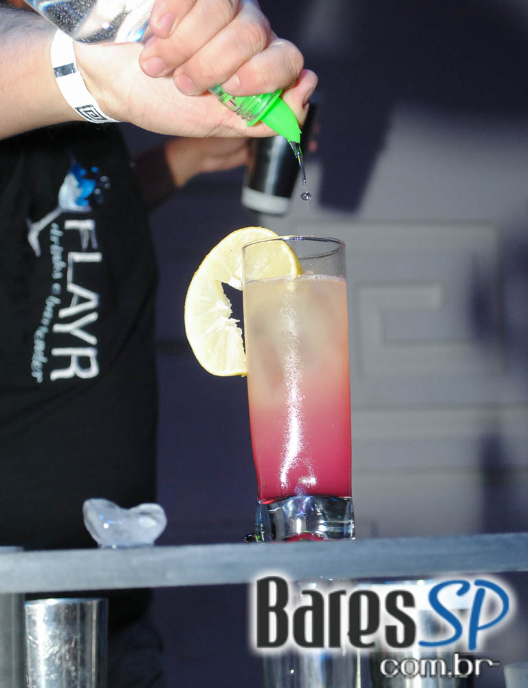 Da Leoni recebeu no domingo a competição Brazil Flair Show Da Leoni recebeu no domingo a competição Brazil Flair Show