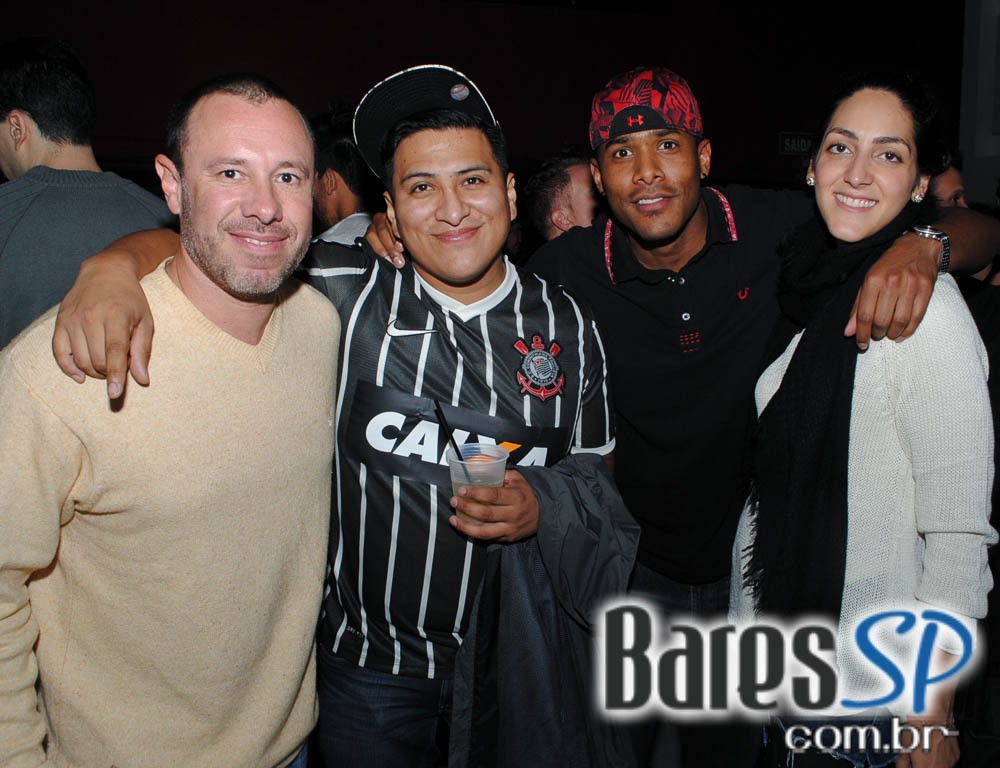 Da Leoni recebeu no domingo a competição Brazil Flair Show Da Leoni recebeu no domingo a competição Brazil Flair Show