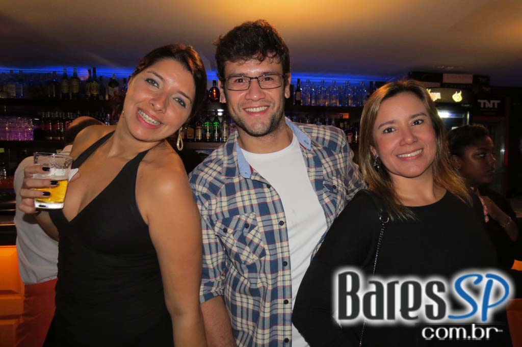 Noite Sertaneja no comando de convidados no Maevva Bar Noite Sertaneja no comando de convidados no Maevva Bar