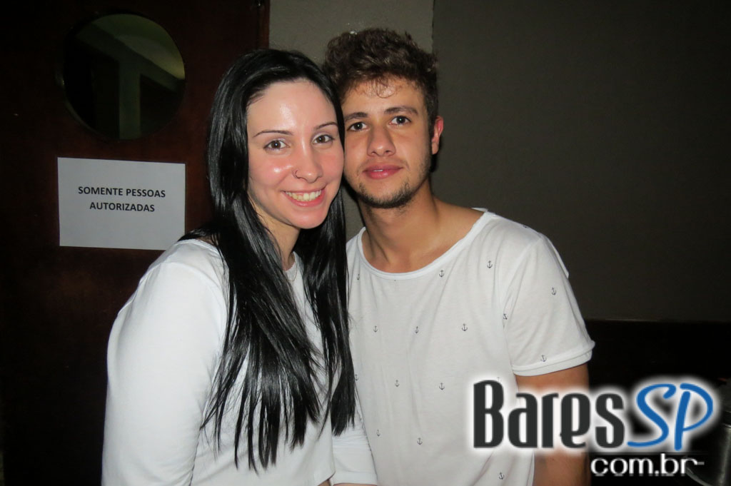 Noite Sertaneja no comando de convidados no Maevva Bar Noite Sertaneja no comando de convidados no Maevva Bar