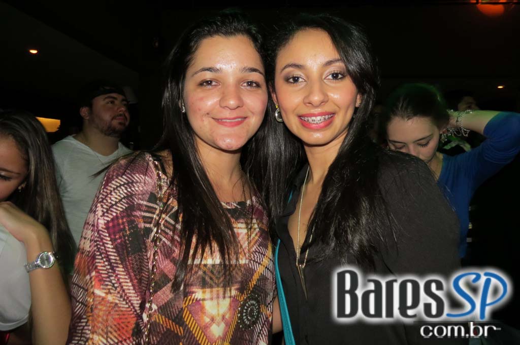 Noite Sertaneja no comando de convidados no Maevva Bar Noite Sertaneja no comando de convidados no Maevva Bar