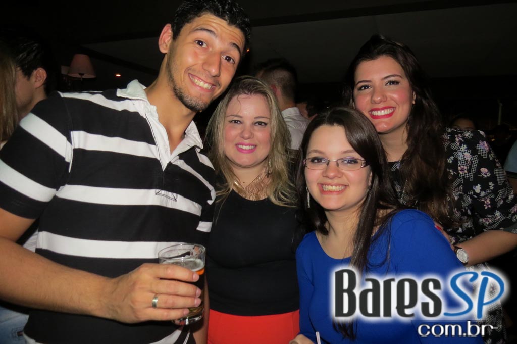 Noite Sertaneja no comando de convidados no Maevva Bar Noite Sertaneja no comando de convidados no Maevva Bar