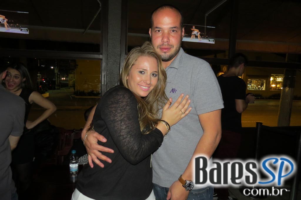 Noite Sertaneja no comando de convidados no Maevva Bar Noite Sertaneja no comando de convidados no Maevva Bar