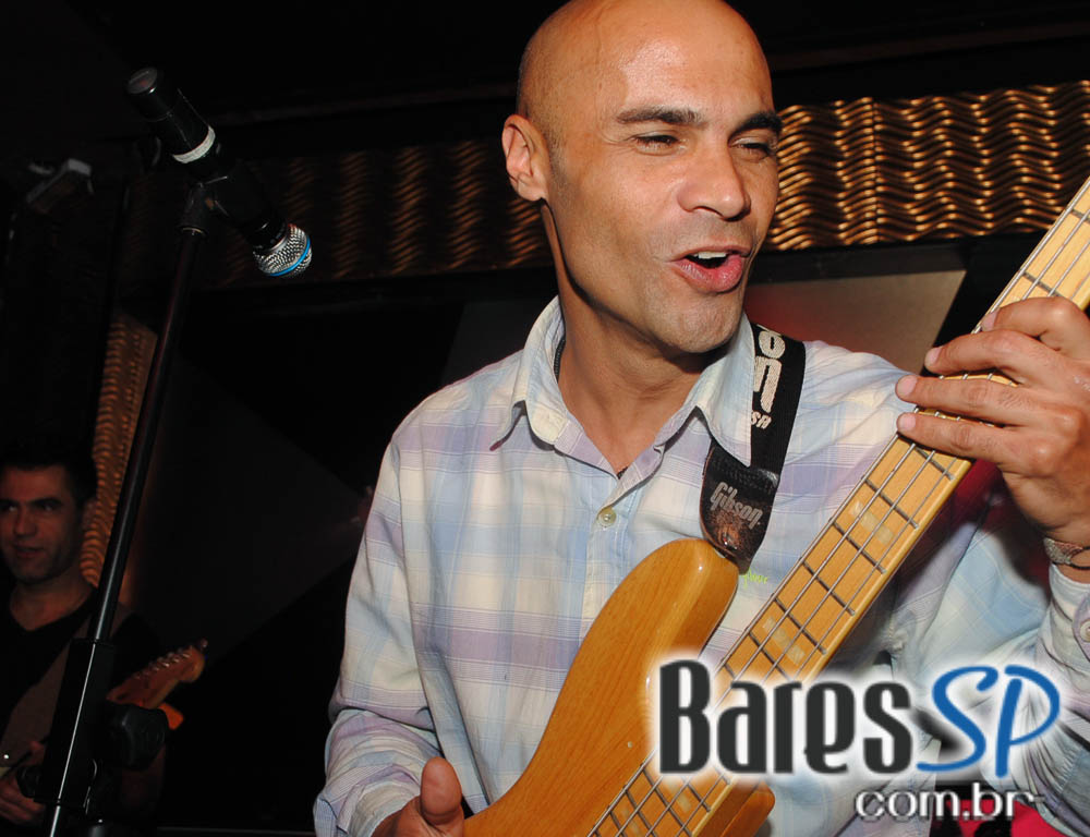 MP3, Faibe e New Girls se apresentou na sexta-feira no Piove MP3, Faibe e New Girls se apresentou na sexta-feira no Piove