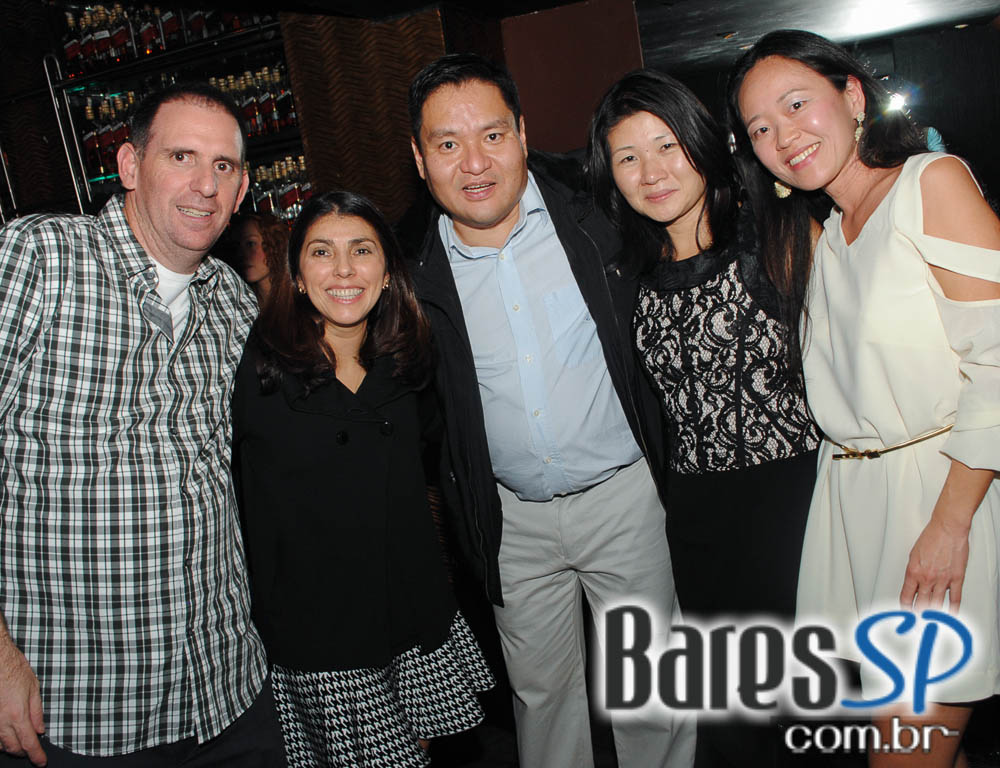 MP3, Faibe e New Girls se apresentou na sexta-feira no Piove MP3, Faibe e New Girls se apresentou na sexta-feira no Piove