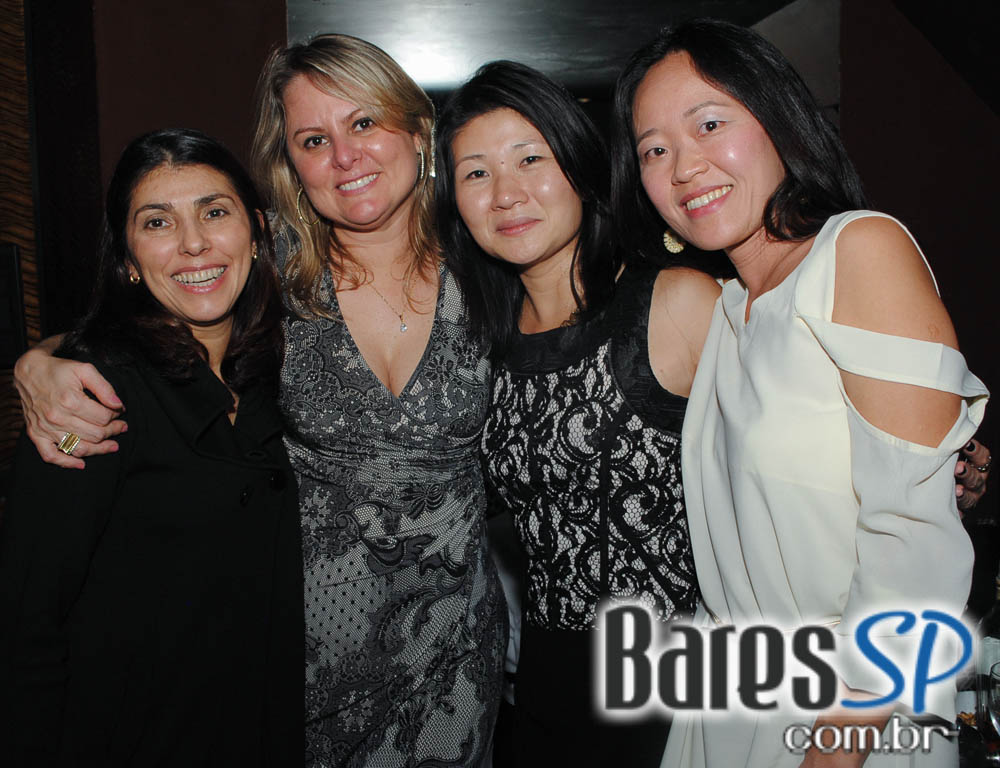 MP3, Faibe e New Girls se apresentou na sexta-feira no Piove MP3, Faibe e New Girls se apresentou na sexta-feira no Piove