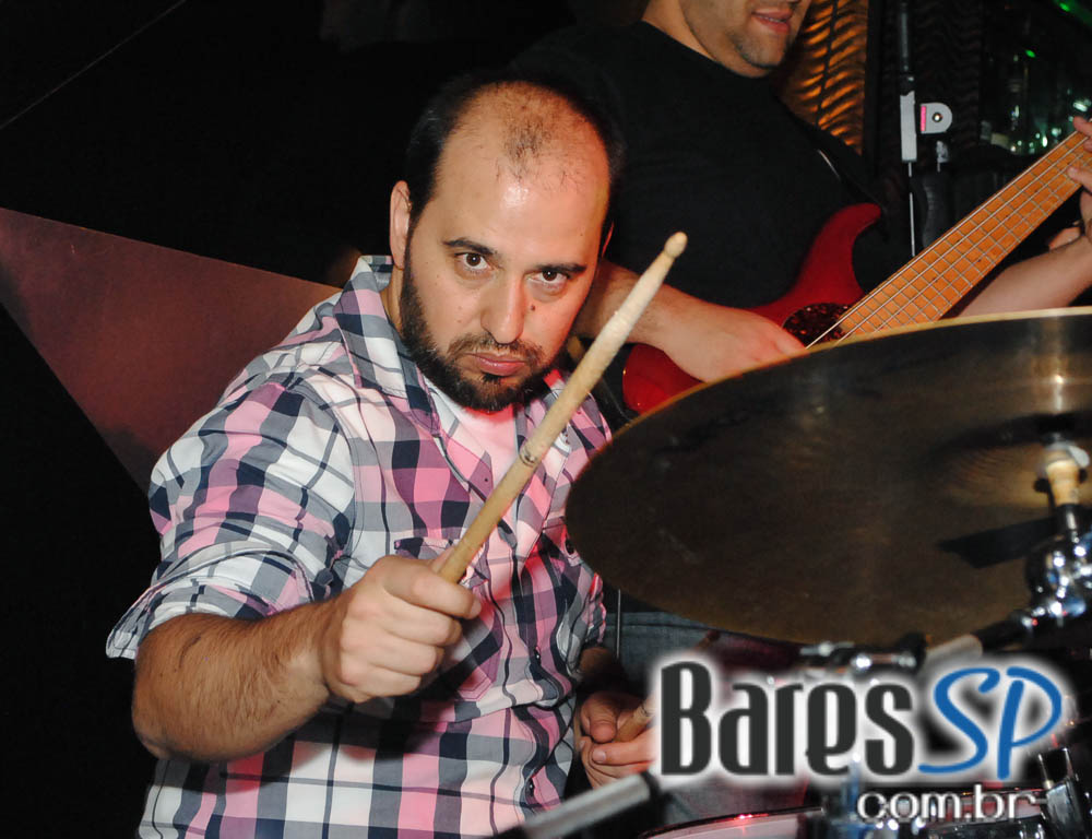 Piove recebeu as bandas Free Som, Maverick e Faibe no sábado Piove recebeu as bandas Free Som, Maverick e Faibe no sábado