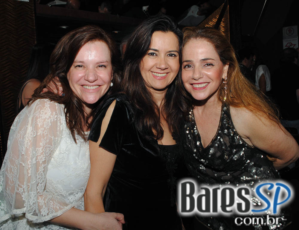 Piove recebeu as bandas Free Som, Maverick e Faibe no sábado Piove recebeu as bandas Free Som, Maverick e Faibe no sábado