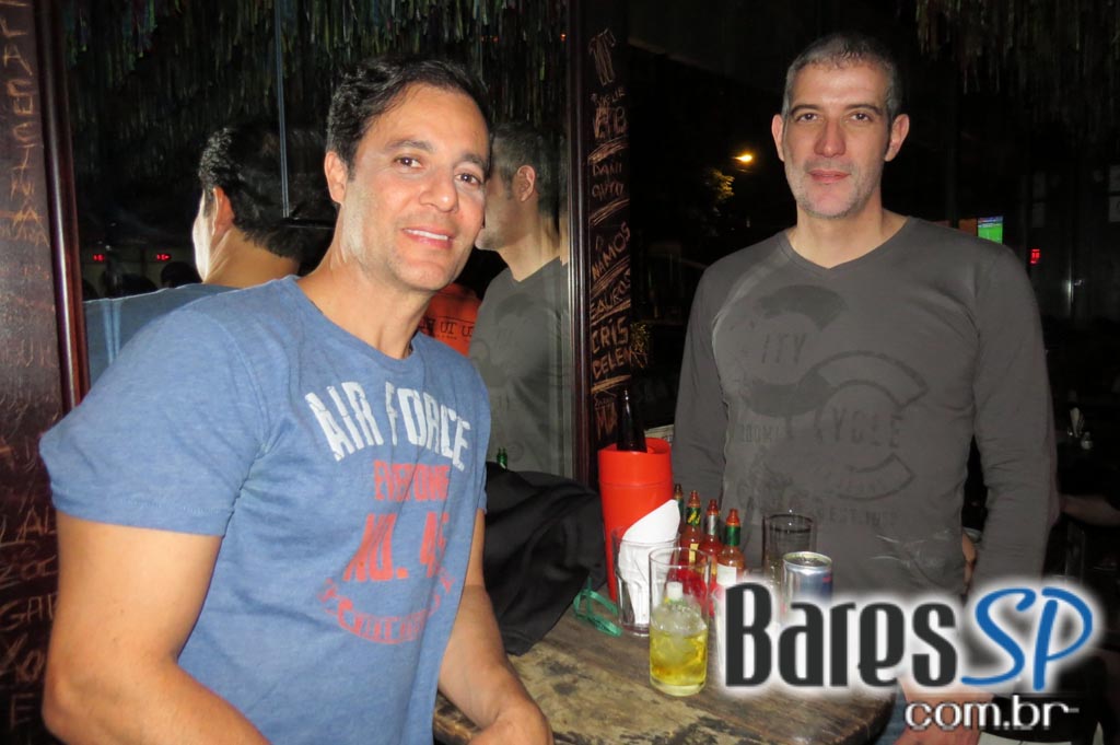 Eu Tu Eles completou 4 anos com programação especial Eu Tu Eles completou 4 anos com programação especial