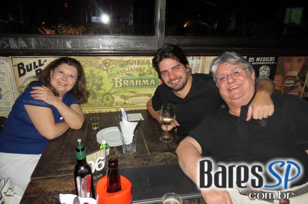 Eu Tu Eles completou 4 anos com programação especial Eu Tu Eles completou 4 anos com programação especial