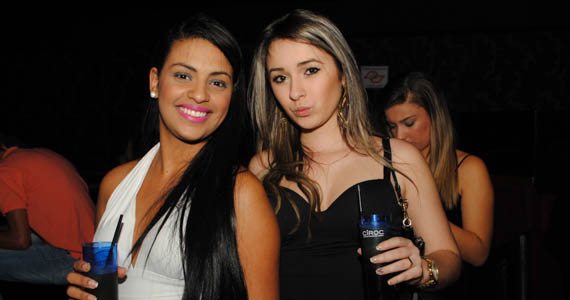 Outlaws recebeu o funk de MC Bola na quinta-feira 