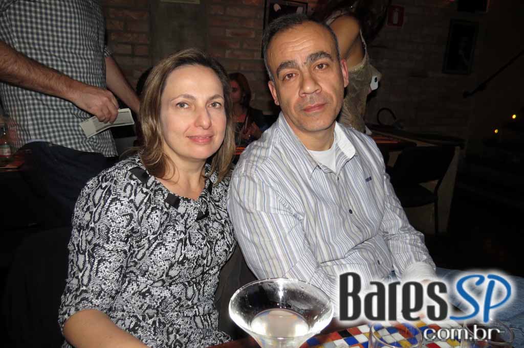 Elza Soares se apresentou no Tom Jazz com o espetáculo inovador Elza Soares se apresentou no Tom Jazz com o espetáculo inovador